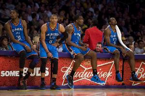 伊巴卡社媒再次致敬威少！后者评论区留言：哇哇哇 谢谢兄弟